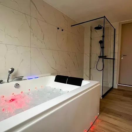 Chez Margueritte, Cosy, Jacuzzi&parking Facile Appartement *