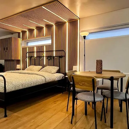 アパート Chez Margueritte, Cosy, Jacuzzi & Parking Facile